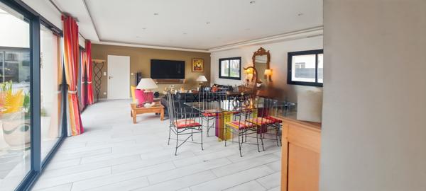 Narbonne (11100) VILLA MODERNE de plain-pied avec piscine sans vis-à-vis