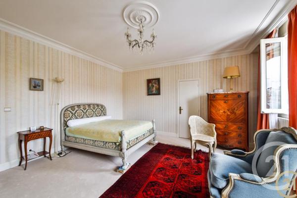 maison à vendre 6 pièces - 330,79 m2 BOURG LA REINE - 92