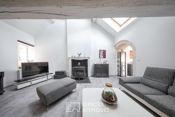 Maison rénovée 5 pièce(s) 123.64 m2 patio et garage