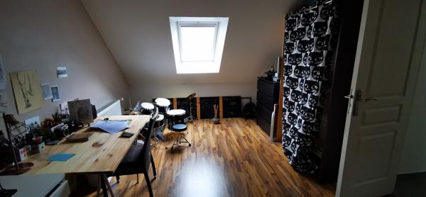 Maison contemporaine 4 chambres, garage et jardin