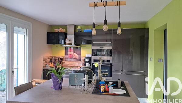 Maison à vendre 5 pièces 149,69 m² Peaugres