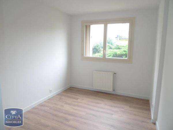 Appartement à louer 2 pièces 51.56m²