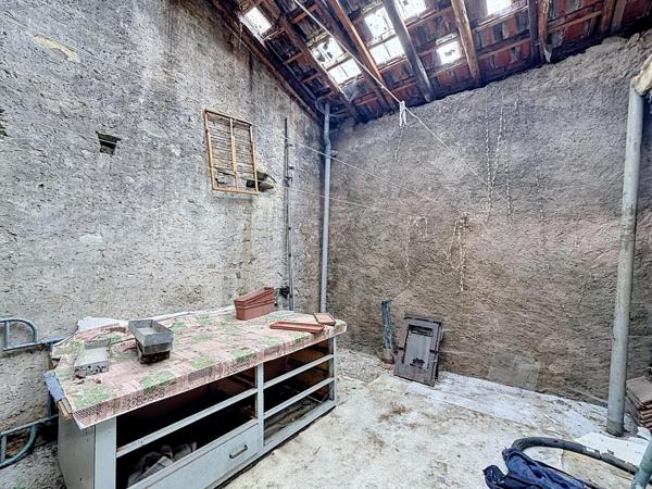 MAISON A RENOVER