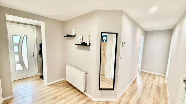 Maison 3 chambres avec garage et jardin