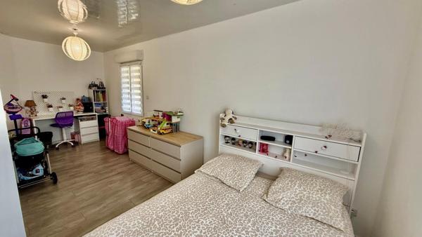 Maison 3 chambres avec garage et jardin
