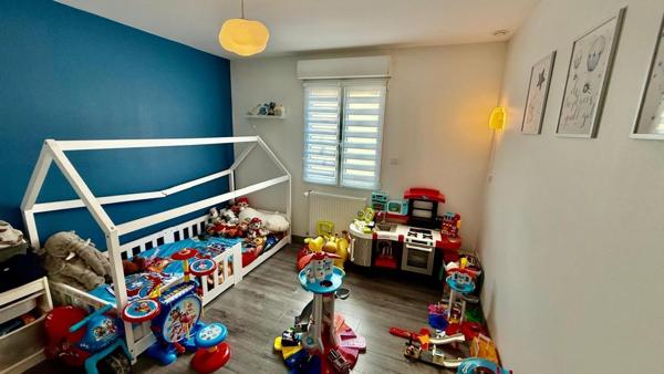 Maison 3 chambres avec garage et jardin