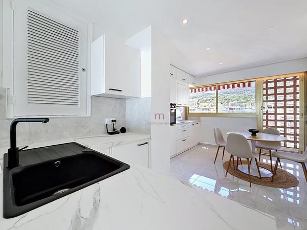 Appartement à ROQUEBRUNE CAP MARTIN (06190)