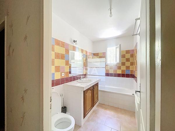 Maison Manosque 4 pièces 84 m² avec jardin privatif d'environ 100m² & garage !!