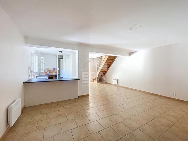 Maison Manosque 4 pièces 84 m² avec jardin privatif d'environ 100m² & garage !!