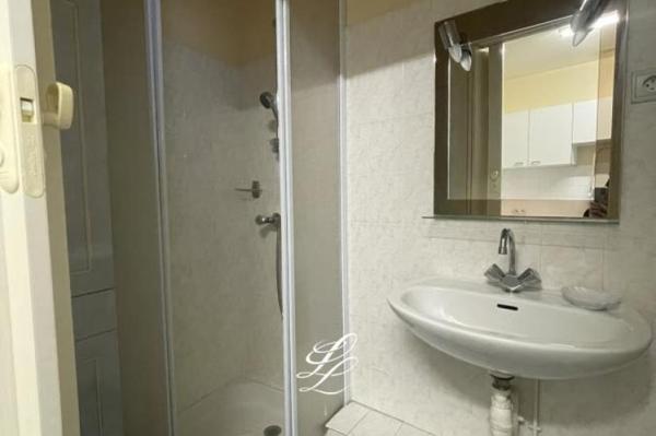 Location - Appartement 1 pièces 28 m 2 TOURS (37000)