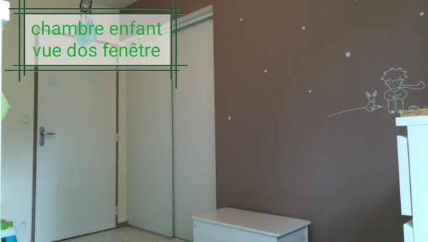 Grand T4 fonctionnel et propre de 87 m2 dans verdure