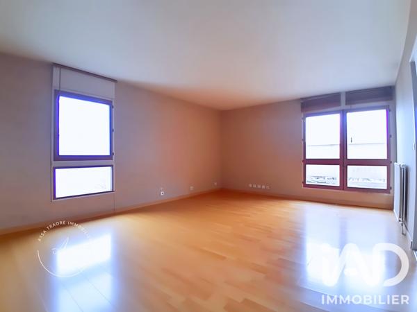 Appartement à vendre 3 pièces 70,61 m² Évry-Courcouronnes