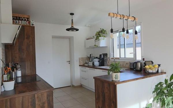 Maison à vendre    6 pièces • 115 m2 Écully