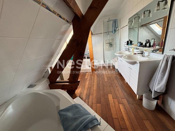 NESTENN IGNY - Maison familiale 158 M² avec espace profession libérale - terrain 609 M² - Val d'Albian proche commerces, écoles/ grandes écoles Polytech, HEC, ligne V- ligne 18, bus 4609/4659/6135/6171/6173/6174, plateau de SACLAY et VELIZY