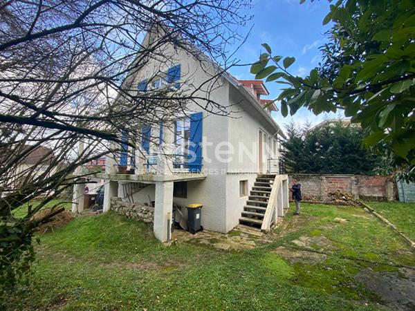 NESTENN IGNY - Maison familiale 158 M² avec espace profession libérale - terrain 609 M² - Val d'Albian proche commerces, écoles/ grandes écoles Polytech, HEC, ligne V- ligne 18, bus 4609/4659/6135/6171/6173/6174, plateau de SACLAY et VELIZY