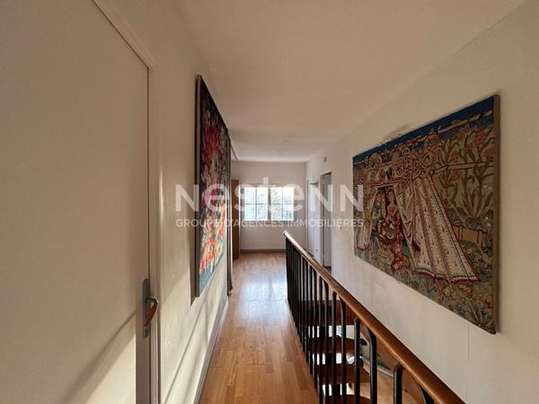 NESTENN IGNY - Maison familiale 158 M² avec espace profession libérale - terrain 609 M² - Val d'Albian proche commerces, écoles/ grandes écoles Polytech, HEC, ligne V- ligne 18, bus 4609/4659/6135/6171/6173/6174, plateau de SACLAY et VELIZY