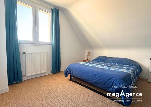 Maison à DONVILLE-LES-BAINS, 50350 - 5 pièces 144m²