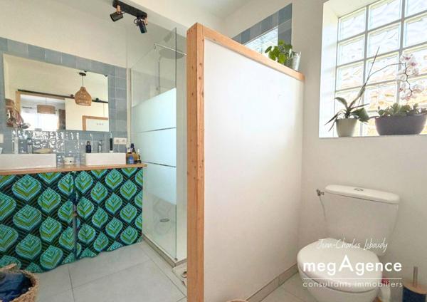 Maison à DONVILLE-LES-BAINS, 50350 - 5 pièces 144m²