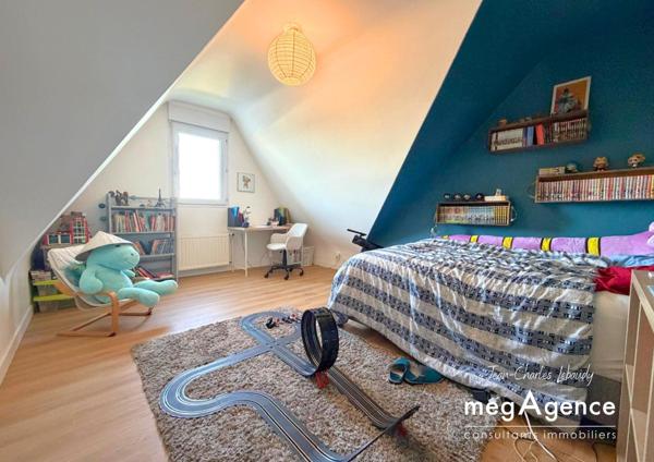 Maison à DONVILLE-LES-BAINS, 50350 - 5 pièces 144m²