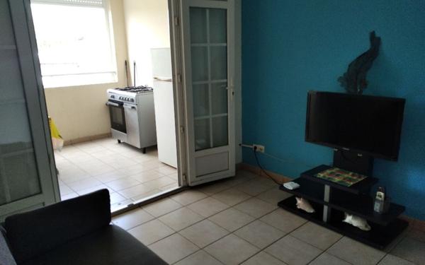 Appartement à louer    1 pièce • 18 m2 Sainte-Luce