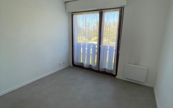 Appartement à louer    4 pièces •  Mont-de-Marsan