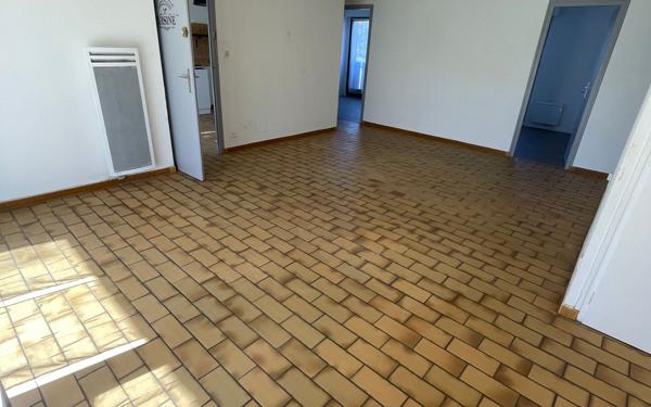 Appartement à louer    4 pièces •  Mont-de-Marsan