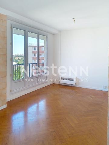 À vendre : Appartement lumineux de 3 pièces à Longjumeau - balcon -parking - rangements