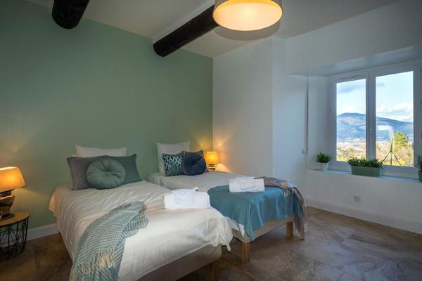 Appartement  3 pièce rénové avec magnfique vue