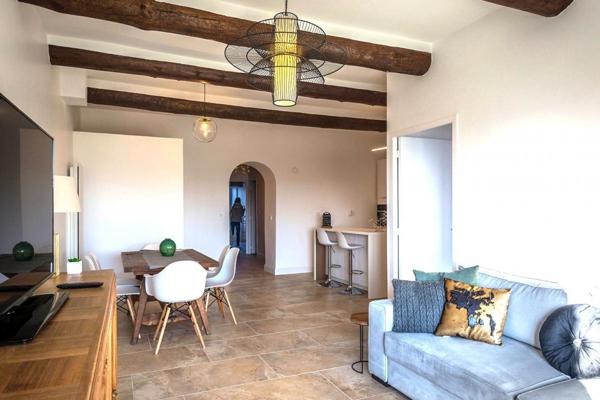 Appartement  3 pièce rénové avec magnfique vue