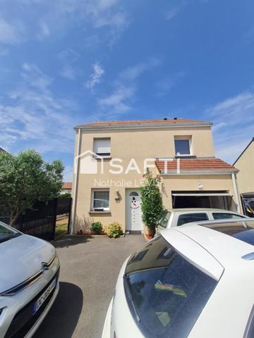 Maison de lotissement individuelle avec garage double stationnement et jardin dans un éco quartier