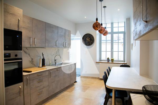 Maison 5 pièces 145.95 m2