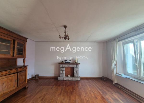 Maison à Lanvollon, 22290 - 6 pièces 109m²