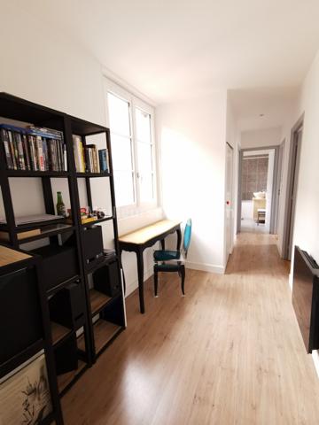 Hyper centre Appartement 70 m2, 2 chambres, place de parking