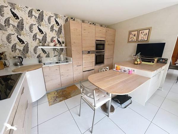 Maison 607 260 € Crozon 9 p 156 m² DPE A