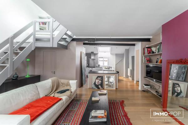 Appartement en dernier étage Paris 3ème - 3/4 chambres - 90m² - 999.000€