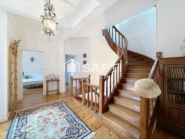 Maison de maître 10 ch avec parc, piscine et terrain de tennis