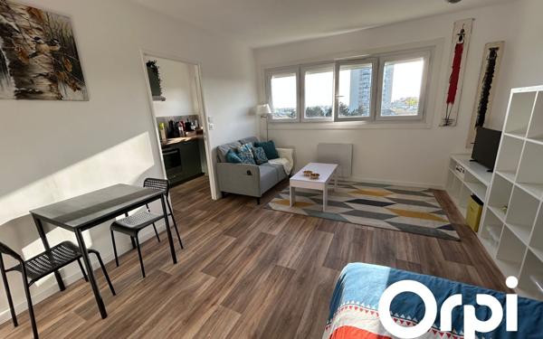 Appartement à louer    1 pièce • 30 m2 Maurepas