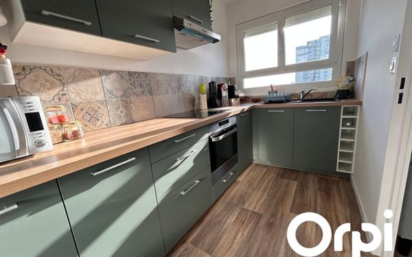 Appartement à louer    1 pièce • 30 m2 Maurepas