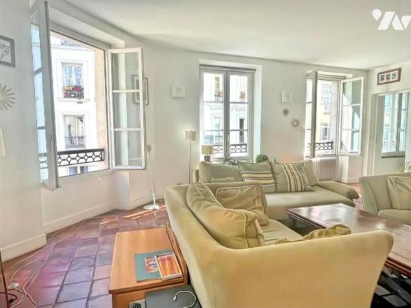 Paris 4ème -Appartement - 6 pièces , 2ème étage, Hotel de Ville à 5mn du métro