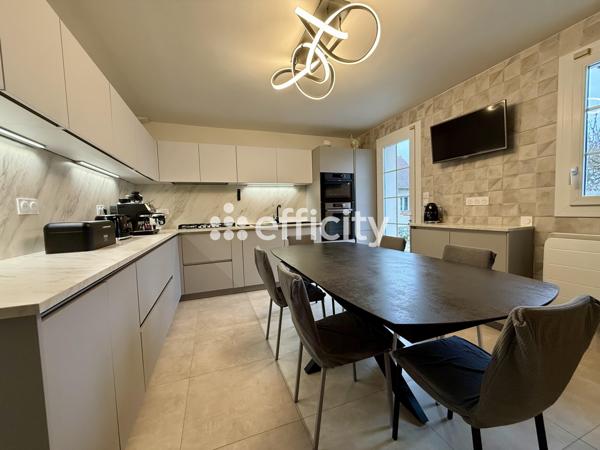 Maison 7 pièces - 272 m² Bien prestige