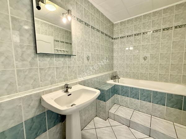 MAISON PLAIN PIED ANGERS 3 CHAMBRES JARDIN GARAGE