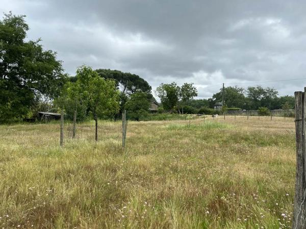 Terrain à vendre |  Roquefort |  1243 m²