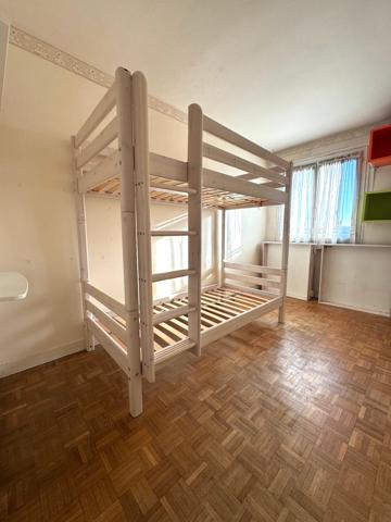 Les Pavillons s/s Bois... Appartement de 3 pièces + Pkg + Cave + Asc...