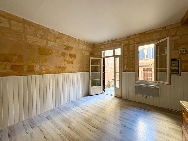 Studio avec extérieur - Saint-Michel , Bordeaux