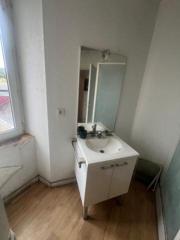 IMMEUBLE LAVAL 150 m²