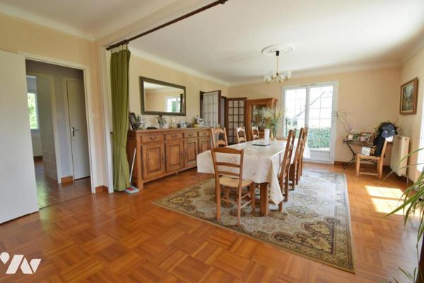 Maison sur sous-sol sur terrain de 4990 m²