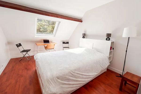 Appartement T4 en duplex de 84 m2.