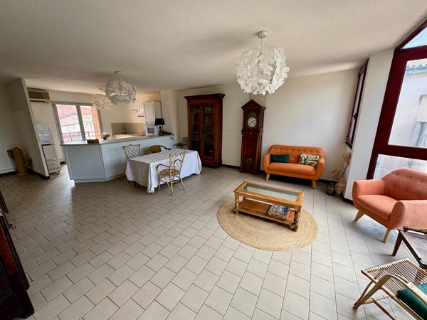 Appartement Nimes 3 pièce(s) 89.70 m2