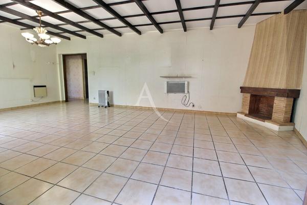 MAISON FAMILIALE À FORT POTENTIEL DÉVELOPPANT 142 M² AVEC 5 CHAMBRES SUR TERRAIN 3 FACES AU CALME