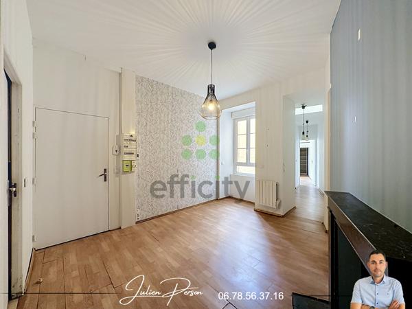 Appartement
         4 pièces
        - 61 m² 124 000 € *
